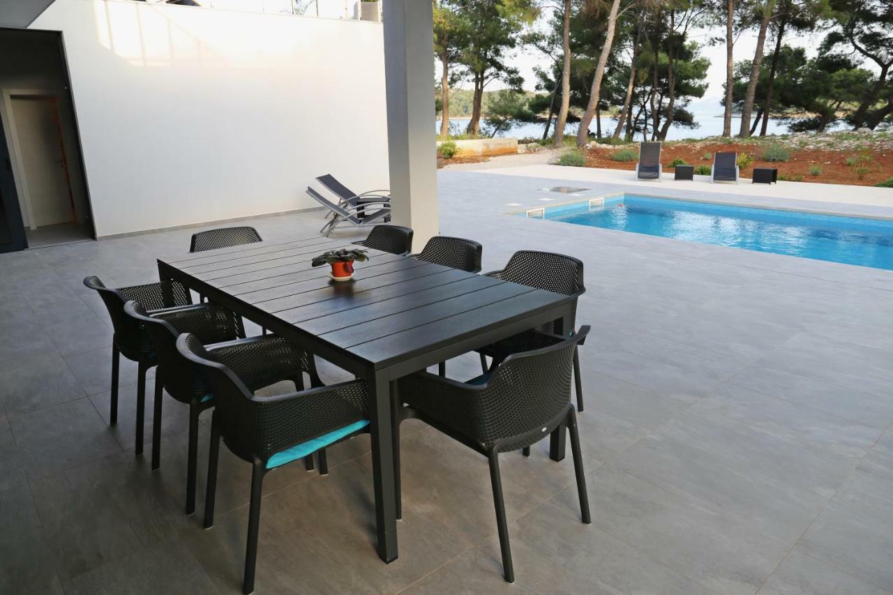 Seaside Villa At Prizba Exterior photo
